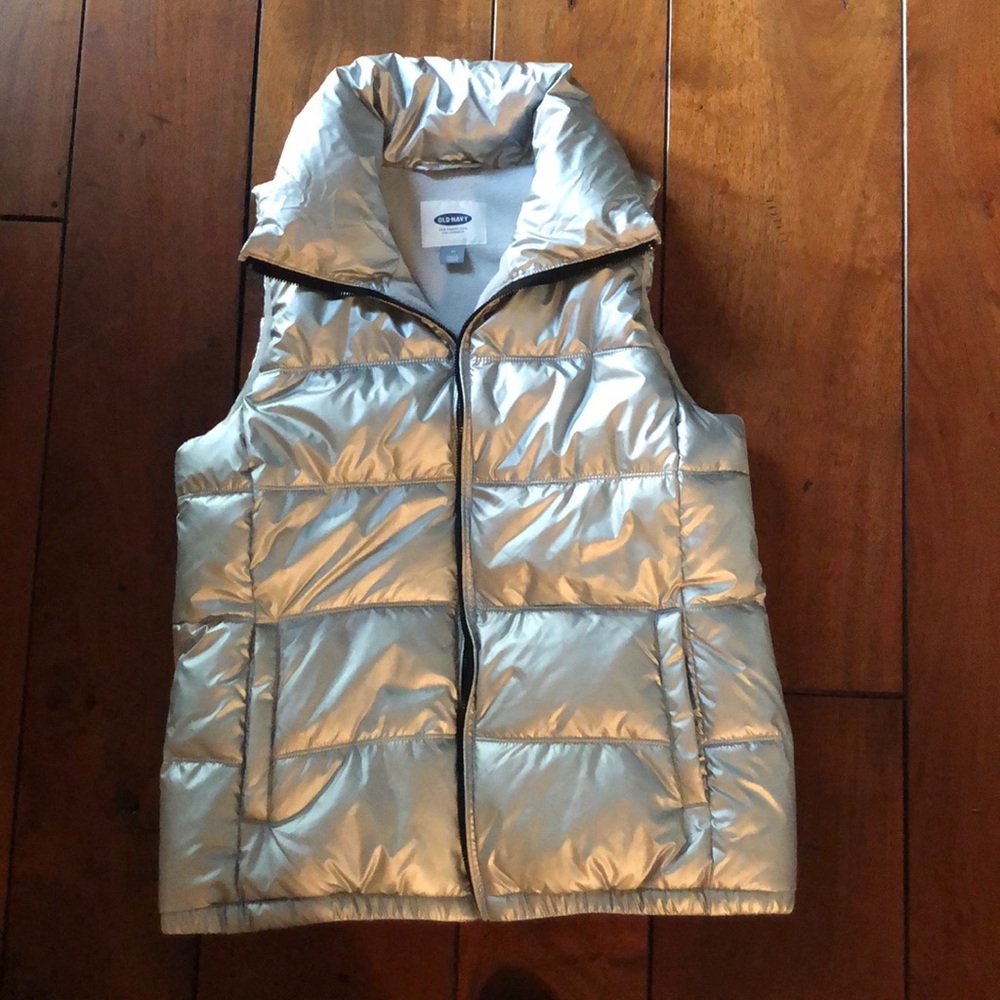 Old Navy Puffer Vest